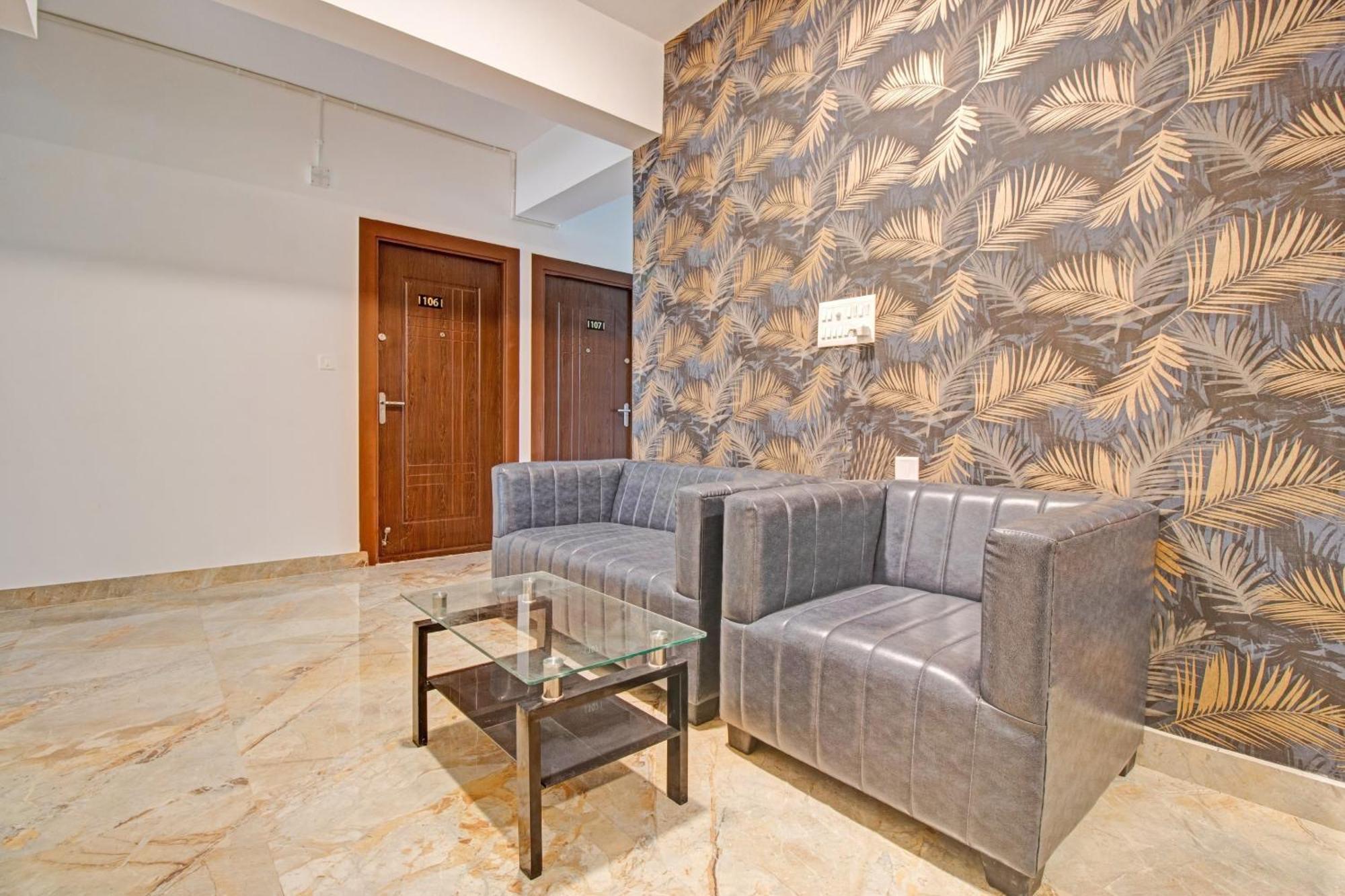Super Collection O Petals Otium Business Hotel Бангалор Экстерьер фото